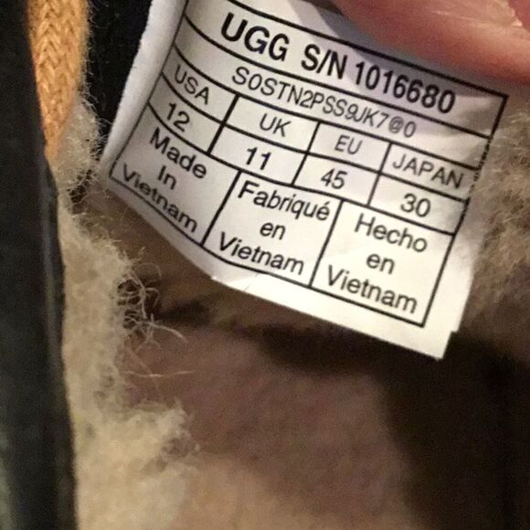 MENS UGGS CHUKKA BOOTS - Picture 5 of 5